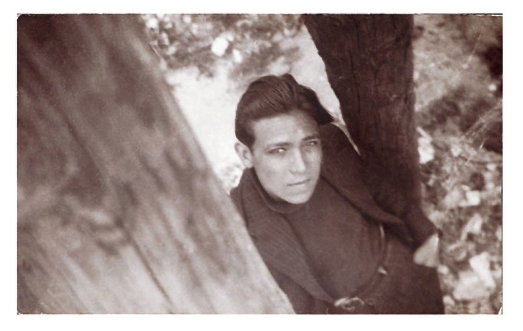 s/t Pedro Mozos hacia 1934. Fotografía. 8x12 cm *